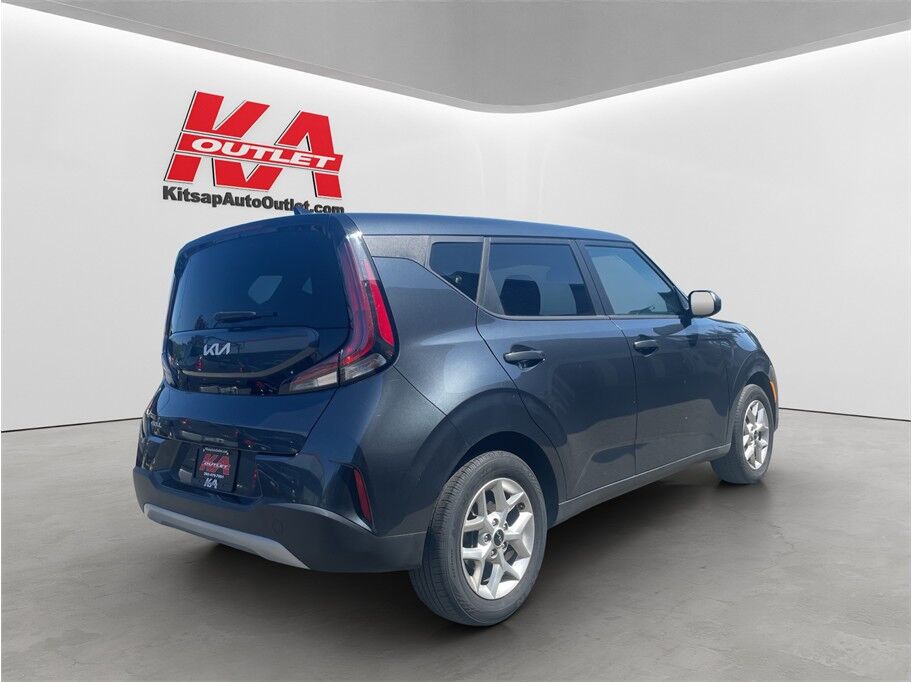 2024 Kia Soul LX Wagon 4D