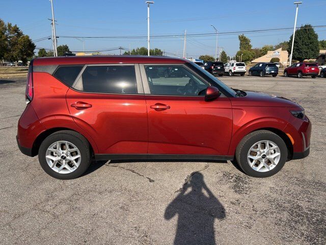 2024 Kia Soul LX Carbondale IL