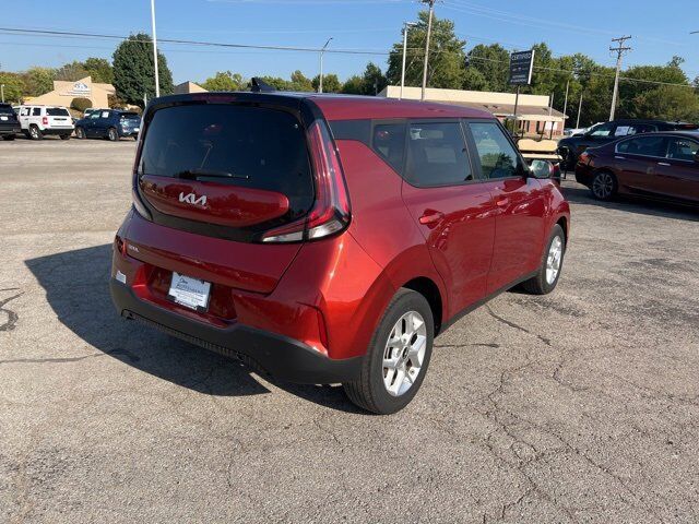 2024 Kia Soul LX Carbondale IL