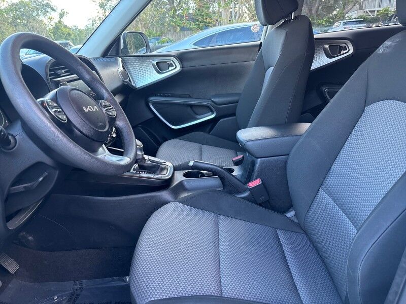 2024 Kia Soul LX w/TECH PKG. Seffner FL
