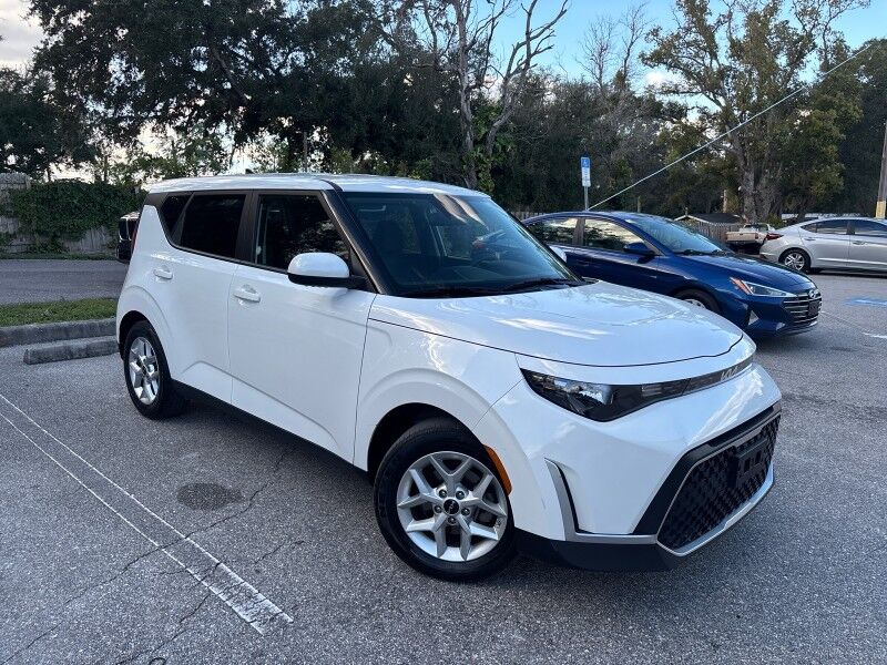 2024 Kia Soul LX w/TECH PKG. Seffner FL