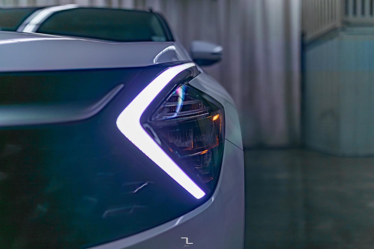 2024 Kia Sportage AWD EX Leather Roof Nav Red Deer AB