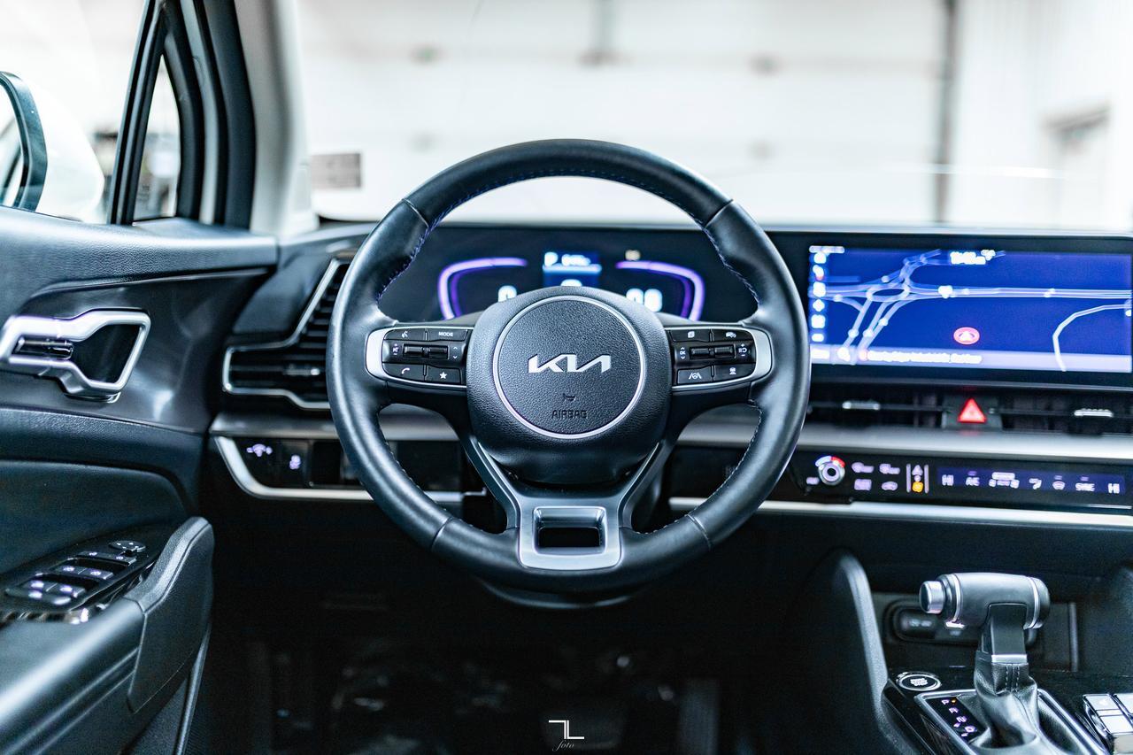 2024 Kia Sportage AWD EX Leather Roof Nav Red Deer AB