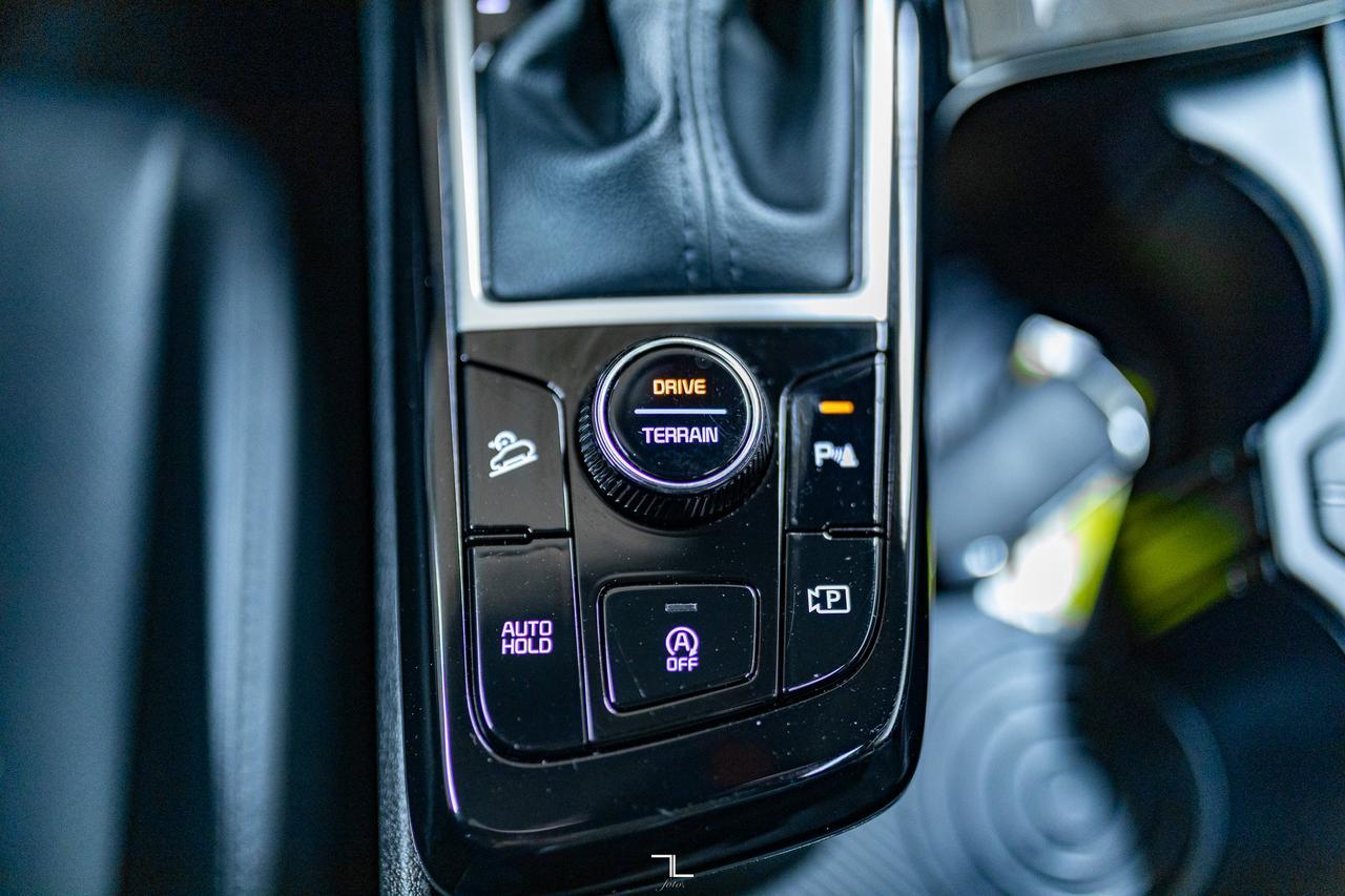 2024 Kia Sportage AWD EX Leather Roof Nav Red Deer AB