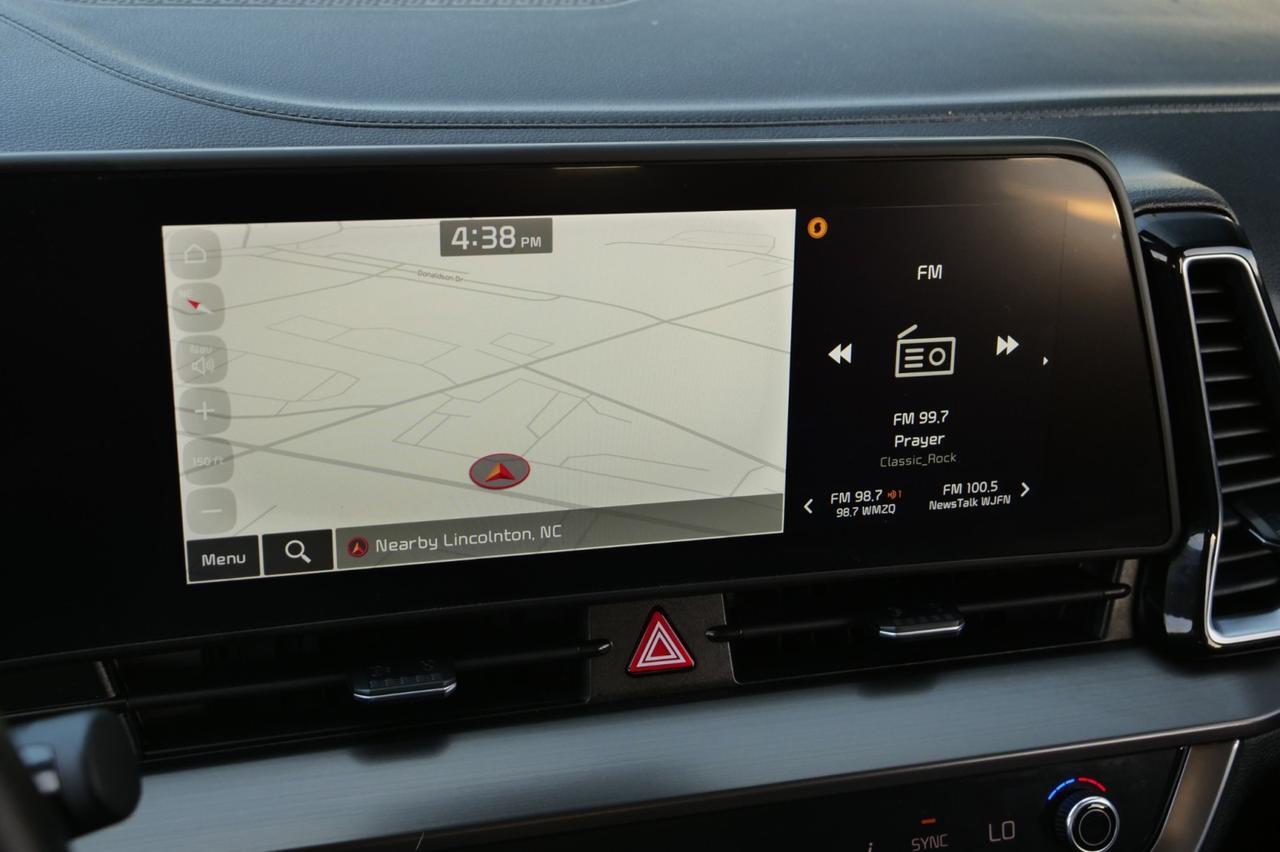 2024 Kia Sportage EX / Heated Seats / Navigation! Lincolnton NC