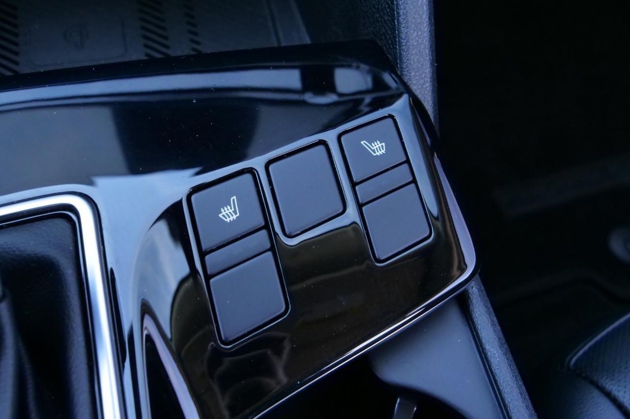 2024 Kia Sportage EX / Heated Seats / Navigation! Lincolnton NC