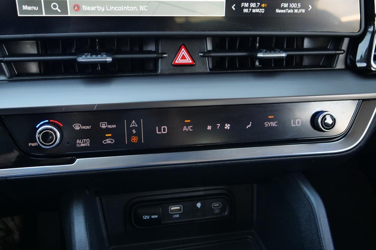 2024 Kia Sportage EX / Heated Seats / Navigation! Lincolnton NC