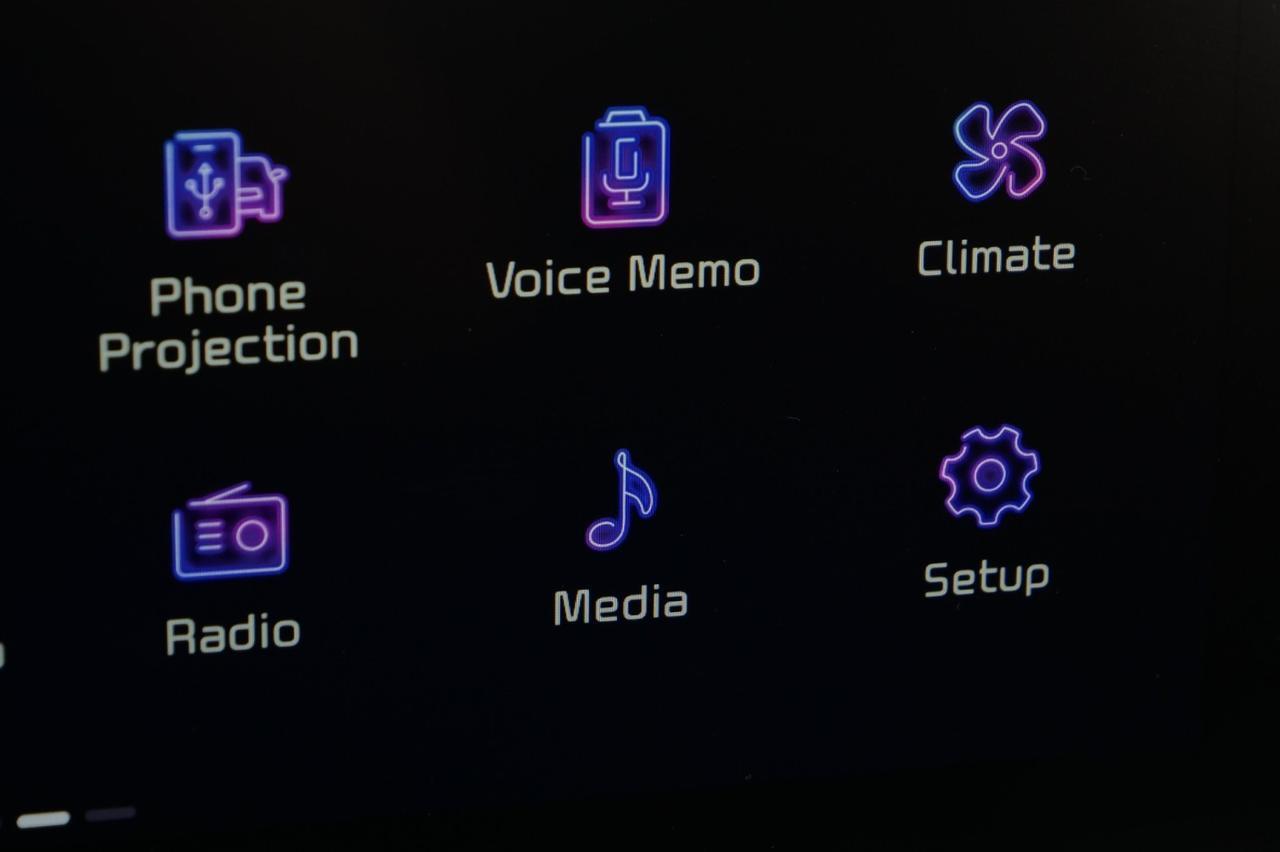 2024 Kia Sportage EX / Heated Seats / Navigation! Lincolnton NC