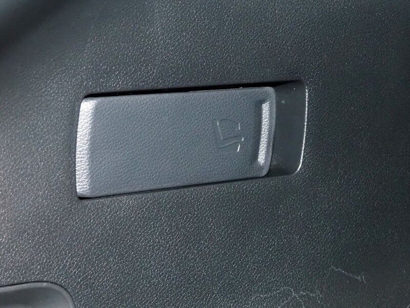 2024 Kia Sportage EX *NAVIGATION, SAFETY ALERTS, BACKUP-CAMERA, 12.3 INCH COLOR TOUCHSCREEN, HEATED SEATS, REMOTE START, KEYLESS ENTRY, 18 INCH ALLOYS, WIRELESS CHARGING, ANDROID & APPLE Round Rock TX