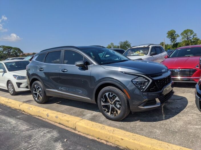 2024 Kia Sportage Hybrid EX Oshkosh WI