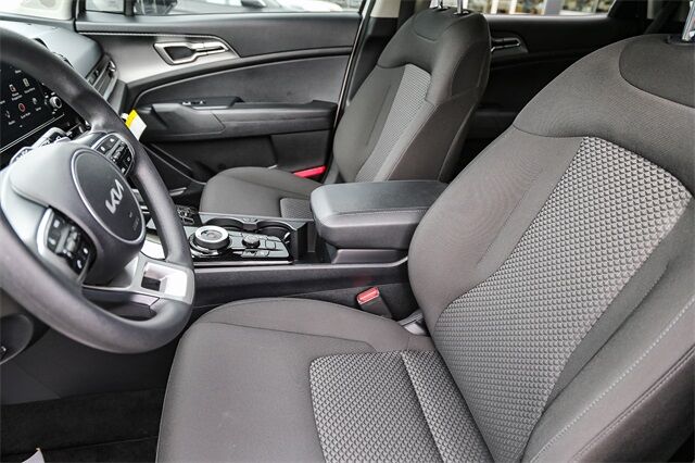 2024 Kia Sportage Hybrid LX Renton WA
