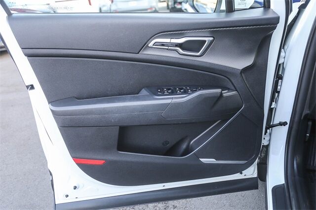2024 Kia Sportage Hybrid LX Glendale CA