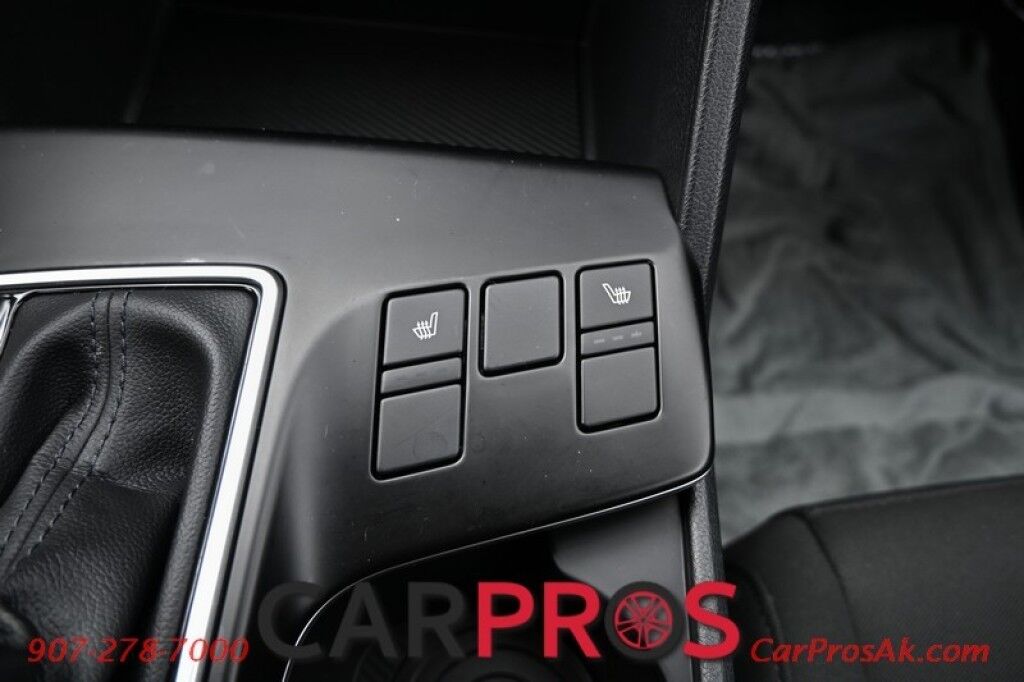 2024 Kia Sportage LX - AWD - Heated Cloth Seats - Lane Departure & Forward Collision Alert - Apple CarPlay & Android Auto - USB Input - Backup Camera - Rear Parking Sensors - Cruise Control - Aluminum Wheels - Keyless Entry - 26 MPG Anchorage AK