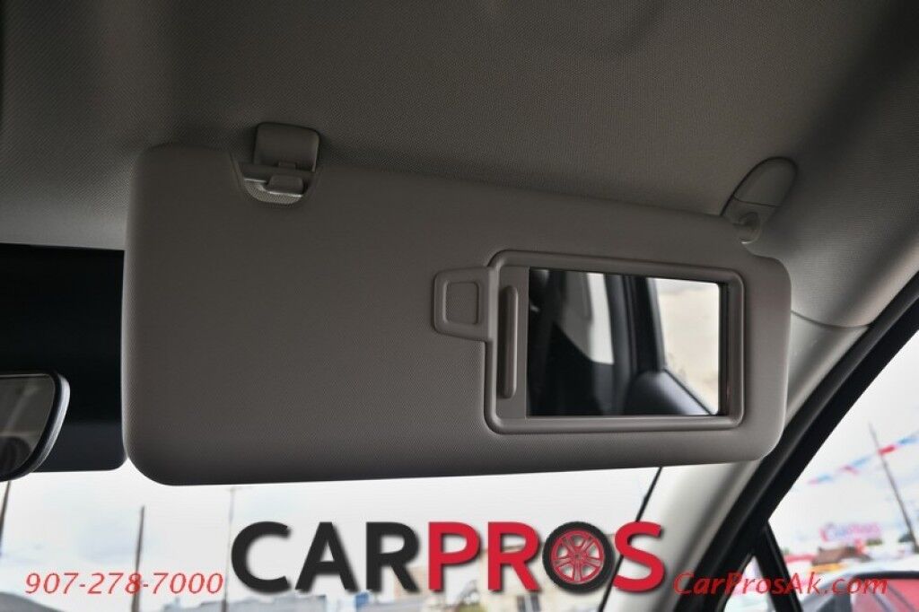 2024 Kia Sportage LX - AWD - Heated Cloth Seats - Lane Departure & Forward Collision Alert - Apple CarPlay & Android Auto - USB Input - Backup Camera - Rear Parking Sensors - Cruise Control - Aluminum Wheels - Keyless Entry - 26 MPG Anchorage AK