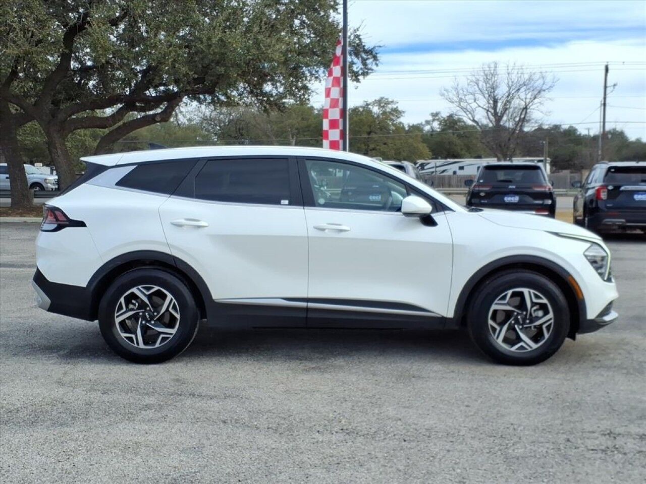 2024 Kia Sportage LX