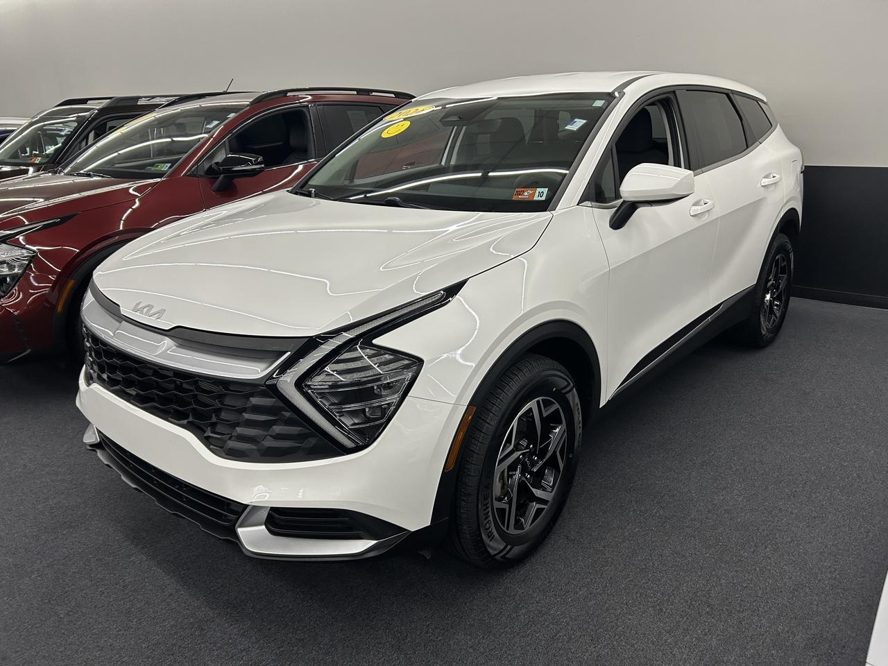 2024 Kia Sportage LX AWD