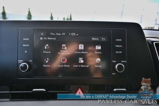 2024 Kia Sportage LX / AWD / Heated Cloth Seats / Lane Departure & Forward Collision Alert / Apple CarPlay & Android Auto / Aluminum Wheels / Bluetooth / Back Up Camera / Low Miles / 26 MPG / 1-Owner Anchorage AK