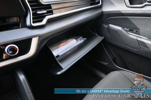 2024 Kia Sportage LX / AWD / Heated Cloth Seats / Lane Departure & Forward Collision Alert / Apple CarPlay & Android Auto / Aluminum Wheels / Bluetooth / Back Up Camera / Low Miles / 26 MPG / 1-Owner Anchorage AK