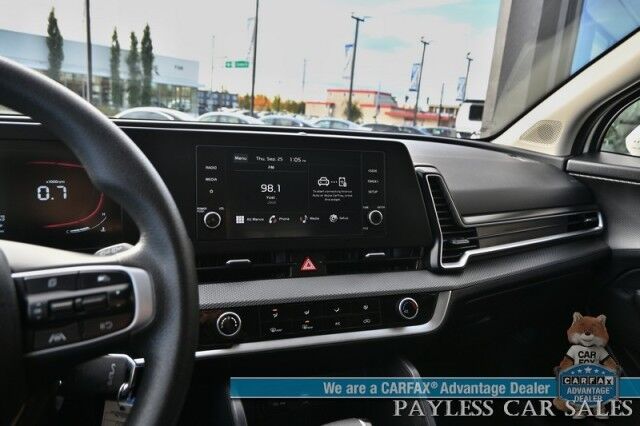 2024 Kia Sportage LX / AWD / Heated Cloth Seats / Lane Departure & Forward Collision Alert / Apple CarPlay & Android Auto / Aluminum Wheels / Bluetooth / Back Up Camera / Low Miles / 26 MPG / 1-Owner Anchorage AK