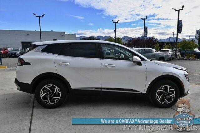 2024 Kia Sportage LX / AWD / Heated Cloth Seats / Lane Departure & Forward Collision Alert / Apple CarPlay & Android Auto / Aluminum Wheels / Bluetooth / Back Up Camera / Low Miles / 26 MPG / 1-Owner Anchorage AK