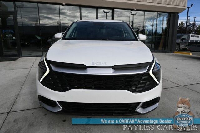 2024 Kia Sportage LX / AWD / Heated Cloth Seats / Lane Departure & Forward Collision Alert / Apple CarPlay & Android Auto / Aluminum Wheels / Bluetooth / Back Up Camera / Low Miles / 26 MPG / 1-Owner