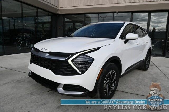 2024 Kia Sportage LX / AWD / Heated Cloth Seats / Lane Departure & Forward Collision Alert / Apple CarPlay & Android Auto / Aluminum Wheels / Bluetooth / Back Up Camera / Low Miles / 26 MPG / 1-Owner