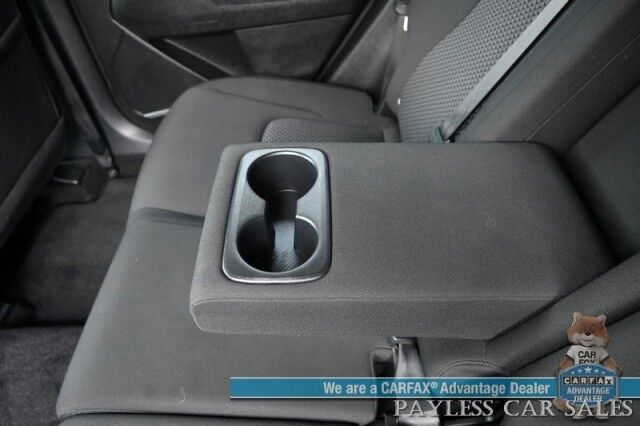 2024 Kia Sportage LX / AWD / Heated Cloth Seats / Lane Departure & Forward Collision Alert / Apple CarPlay & Android Auto / Aluminum Wheels / Bluetooth / Back Up Camera / Low Miles / 26 MPG / 1-Owner Anchorage AK