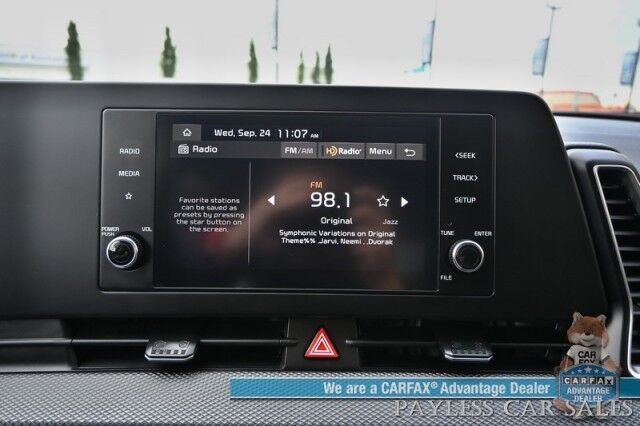 2024 Kia Sportage LX / AWD / Heated Cloth Seats / Lane Departure & Forward Collision Alert / Apple CarPlay & Android Auto / Aluminum Wheels / Bluetooth / Back Up Camera / Low Miles / 26 MPG / 1-Owner Anchorage AK
