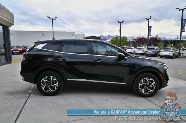 2024 Kia Sportage LX / AWD / Heated Cloth Seats / Lane Departure & Forward Collision Alert / Apple CarPlay & Android Auto / Aluminum Wheels / Bluetooth / Back Up Camera / Low Miles / 26 MPG / 1-Owner Anchorage AK