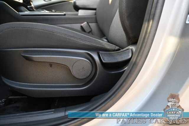 2024 Kia Sportage LX / AWD / Heated Premium Cloth Seats / Lane Departure & Forward Collision Alert / Apple CarPlay & Android Auto / Back Up Camera / Cruise Control / Keyless Entry / Air Conditioning / USB Input / 26 MPG / 1-Owner Anchorage AK