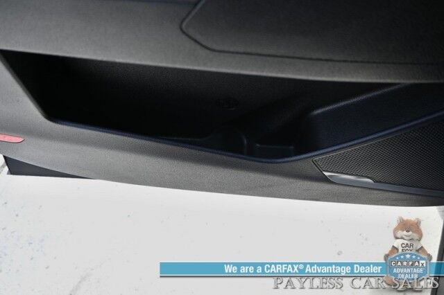 2024 Kia Sportage LX / AWD / Heated Premium Cloth Seats / Lane Departure & Forward Collision Alert / Apple CarPlay & Android Auto / USB Input / Back Up Camera / Cruise Control / 26 MPG / 1-Owner Anchorage AK