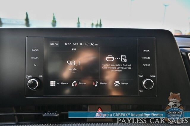 2024 Kia Sportage LX / AWD / Heated Premium Cloth Seats / Lane Departure & Forward Collision Alert / Apple CarPlay & Android Auto / USB Input / Back Up Camera / Cruise Control / 26 MPG / 1-Owner Anchorage AK