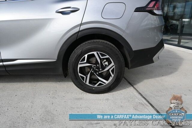 2024 Kia Sportage LX / AWD / Heated Premium Cloth Seats / Lane Departure & Forward Collision Alert / Apple CarPlay & Android Auto / USB Input / Back Up Camera / Cruise Control / 26 MPG / 1-Owner Anchorage AK