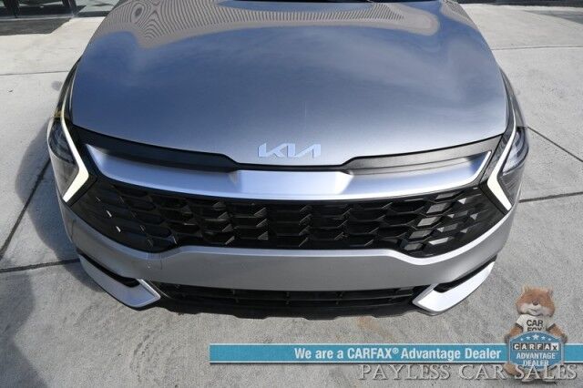 2024 Kia Sportage LX / AWD / Heated Premium Cloth Seats / Lane Departure & Forward Collision Alert / Apple CarPlay & Android Auto / USB Input / Back Up Camera / Cruise Control / 26 MPG / 1-Owner Anchorage AK