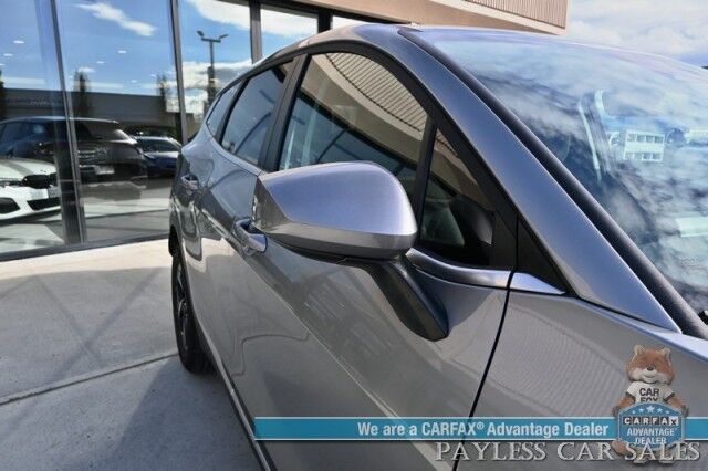 2024 Kia Sportage LX / AWD / Heated Premium Cloth Seats / Lane Departure & Forward Collision Alert / Apple CarPlay & Android Auto / USB Input / Back Up Camera / Cruise Control / 26 MPG / 1-Owner Anchorage AK