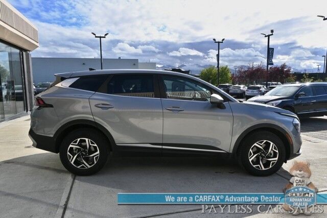 2024 Kia Sportage LX / AWD / Heated Premium Cloth Seats / Lane Departure & Forward Collision Alert / Apple CarPlay & Android Auto / USB Input / Back Up Camera / Cruise Control / 26 MPG / 1-Owner Anchorage AK