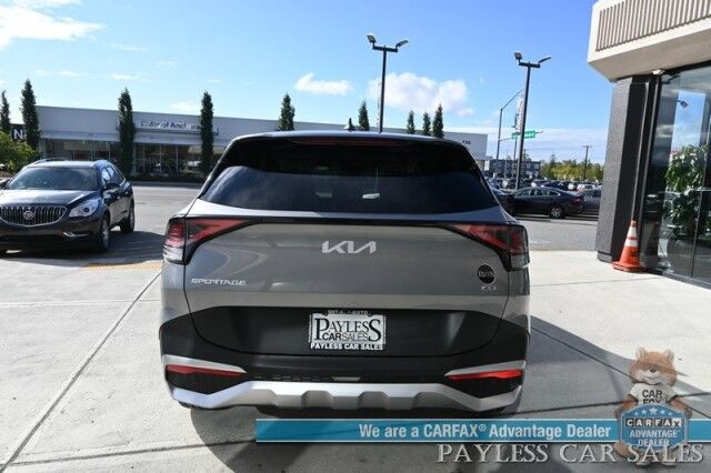 2024 Kia Sportage LX / AWD / Heated Premium Cloth Seats / Lane Departure & Forward Collision Alert / Apple CarPlay & Android Auto / USB Input / Back Up Camera / Cruise Control / 26 MPG / 1-Owner Anchorage AK