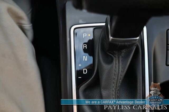 2024 Kia Sportage LX / AWD / Heated Premium Cloth Seats / Lane Departure & Forward Collision Alert / Apple CarPlay & Android Auto / USB Input / Back Up Camera / Cruise Control / 26 MPG / 1-Owner Anchorage AK