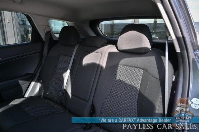 2024 Kia Sportage LX / AWD / Heated Premium Cloth Seats / Lane Departure & Forward Collision Alert / Apple CarPlay & Android Auto / USB Input / Back Up Camera / Cruise Control / 26 MPG / 1-Owner Anchorage AK