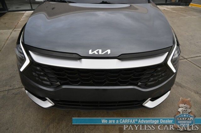 2024 Kia Sportage LX / AWD / Heated Premium Cloth Seats / Lane Departure & Forward Collision Alert / Apple CarPlay & Android Auto / USB Input / Back Up Camera / Cruise Control / Aluminum Wheels / 26 MPG / 1-Owner Anchorage AK