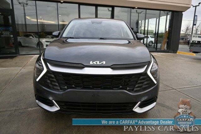 2024 Kia Sportage LX / AWD / Heated Premium Cloth Seats / Lane Departure & Forward Collision Alert / Apple CarPlay & Android Auto / USB Input / Back Up Camera / Rear Parking Sensors / Cruise Control / 26 MPG / 1-Owner