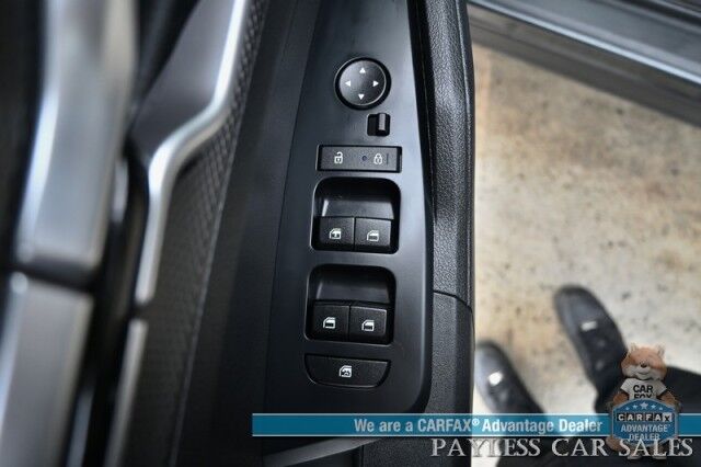 2024 Kia Sportage LX / AWD / Heated Premium Cloth Seats / Lane Departure & Forward Collision Alert / Apple CarPlay & Android Auto / USB Input / Back Up Camera / Rear Parking Sensors / Cruise Control / 26 MPG / 1-Owner Anchorage AK