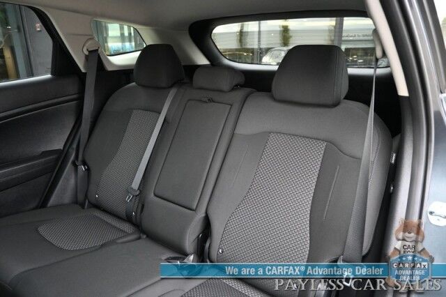 2024 Kia Sportage LX / AWD / Heated Premium Cloth Seats / Lane Departure & Forward Collision Alert / Apple CarPlay & Android Auto / USB Input / Back Up Camera / Rear Parking Sensors / Cruise Control / 26 MPG / 1-Owner Anchorage AK