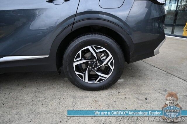 2024 Kia Sportage LX / AWD / Heated Premium Cloth Seats / Lane Departure & Forward Collision Alert / Apple CarPlay & Android Auto / USB Input / Back Up Camera / Rear Parking Sensors / Cruise Control / 26 MPG / 1-Owner Anchorage AK