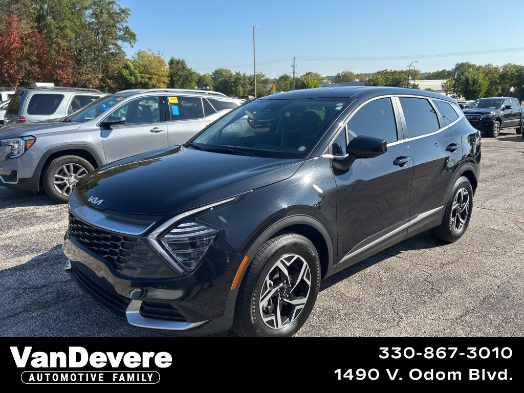 Used 2024 Kia Sportage LX FWD