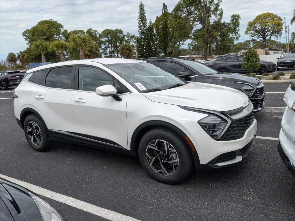 2024 Kia Sportage LX Oshkosh WI