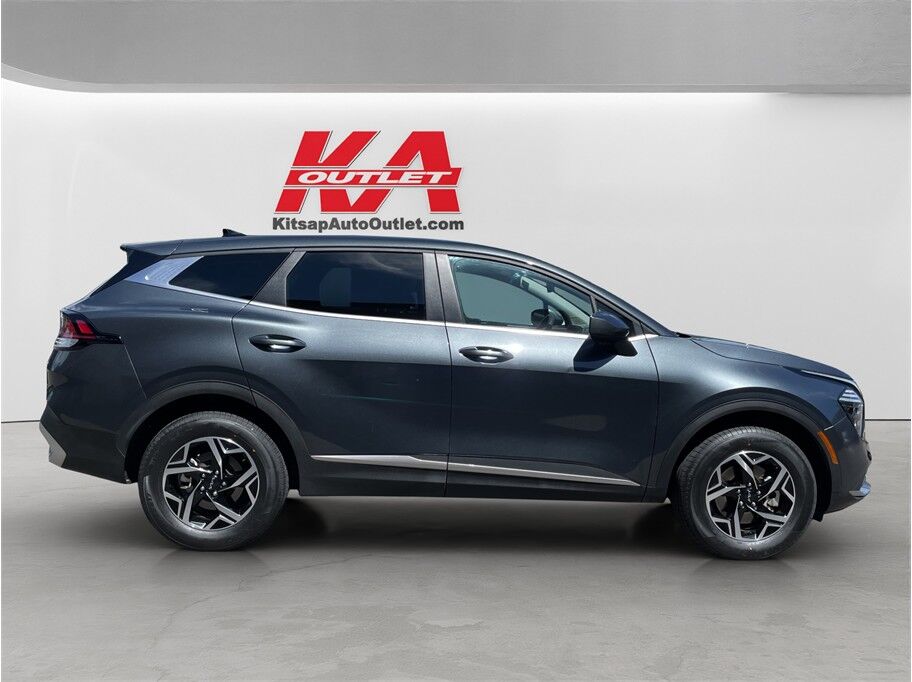 2024 Kia Sportage LX Sport Utility 4D