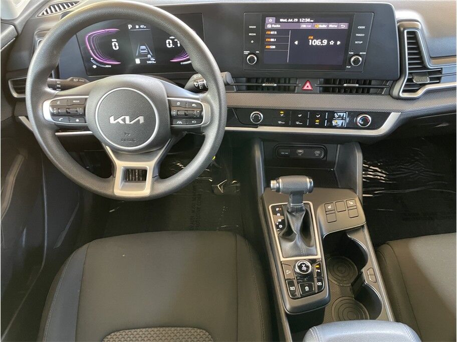 2024 Kia Sportage LX Sport Utility 4D Port Orchard WA