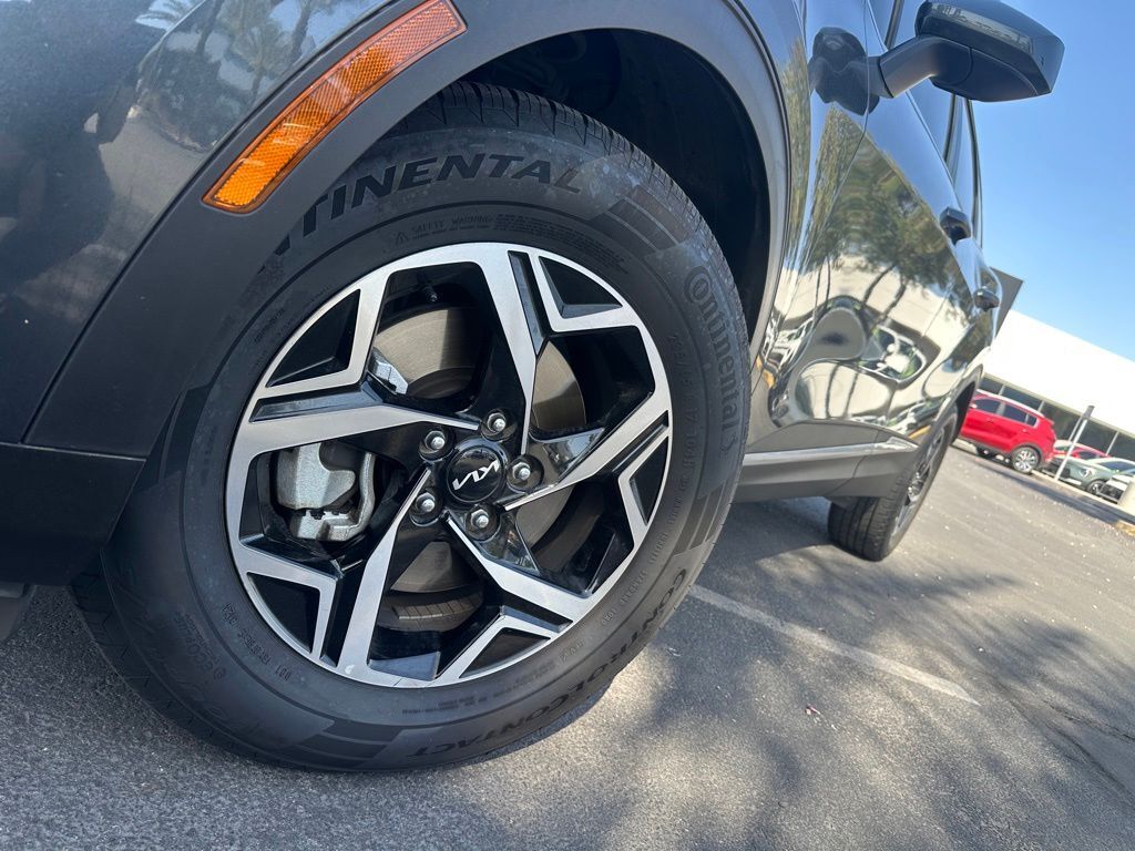 2024 Kia Sportage LX