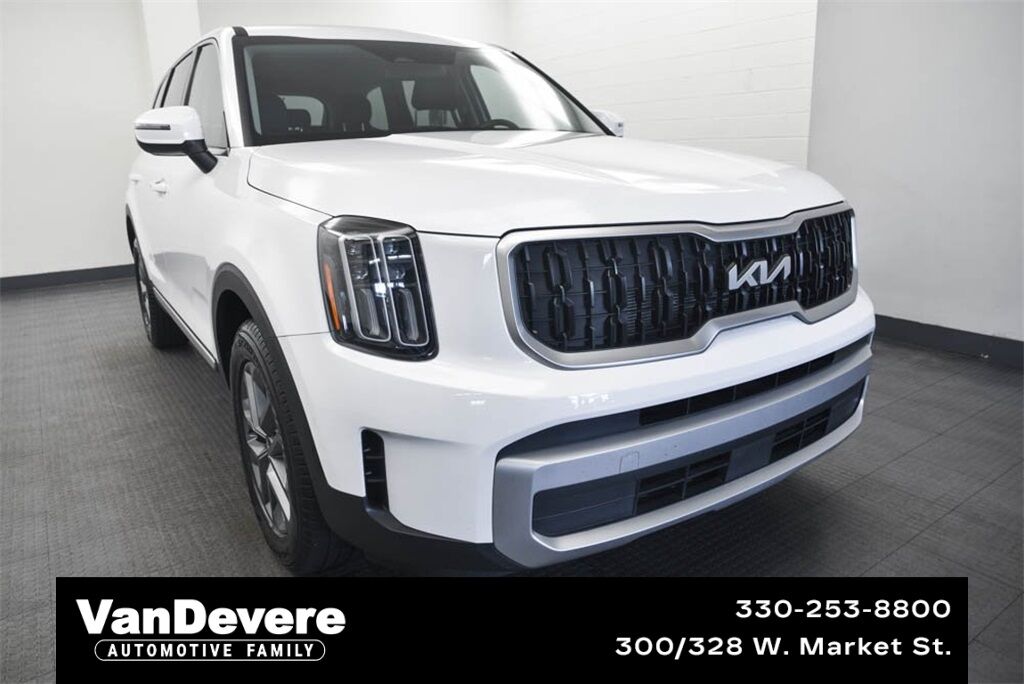 Used 2024 Kia Telluride LX FWD